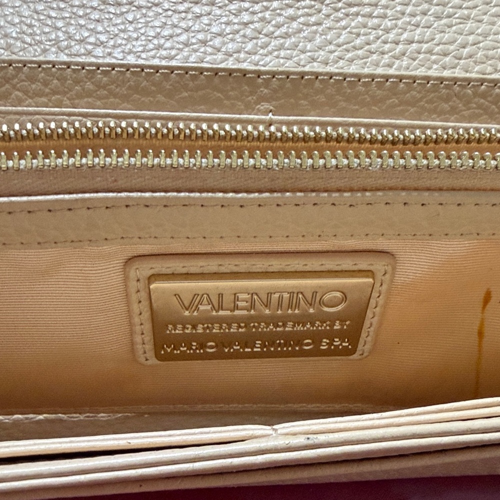 Valentino By Mario Valentino Tan Leather Wallet - Picture 2 of 8